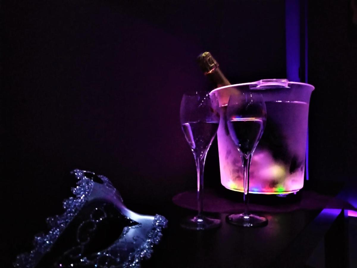 L'Alcove Du 510 - Spa - Chambre Romantique - Sauna - Salle De Jeux Montauban Eksteriør bilde