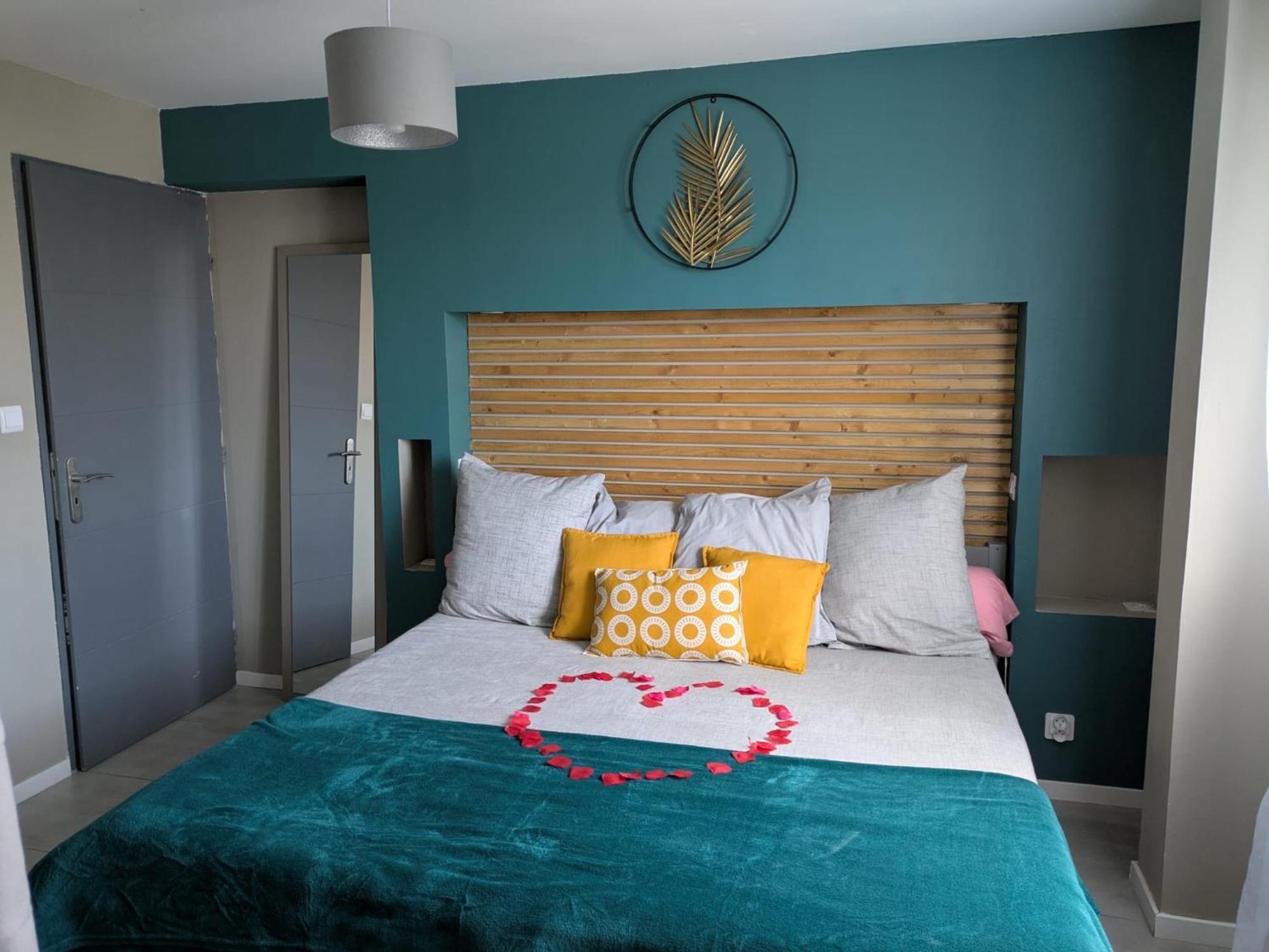 L'Alcove Du 510 - Spa - Chambre Romantique - Sauna - Salle De Jeux Montauban Eksteriør bilde